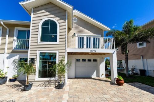 12178 Siesta Dr, Fort Myers Beach, FL 33931-2341