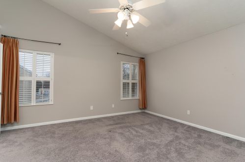 9743 Cherbourg Dr, Hamilton KY  41091-7623 exterior