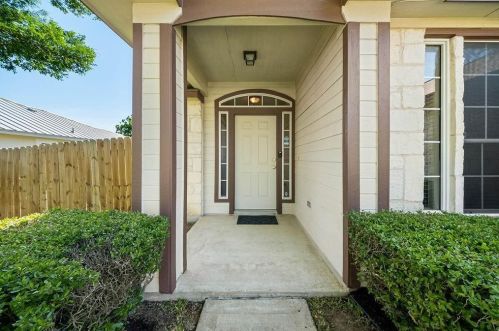 245 Ashford Park Blvd, Creedmoor, TX 78610-3709