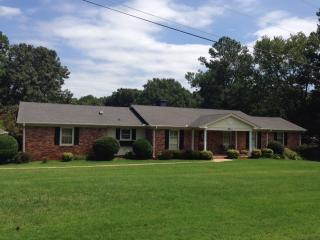 501 Woodfern Cir, Anderson SC  29625 exterior