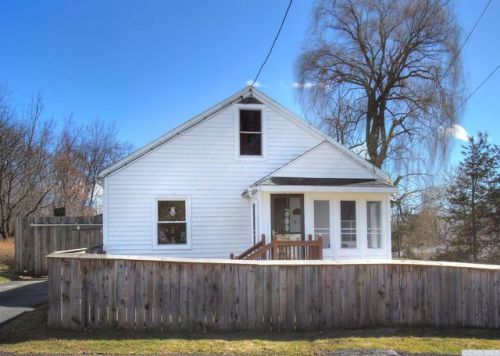 4 Grace Ct, Cementon, NY 12414-1109