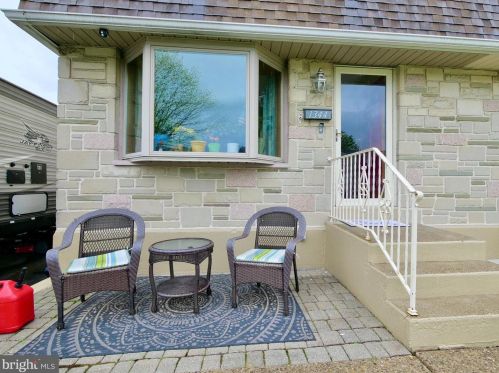 1344 Langley St, Boothwyn, PA 19061-5324