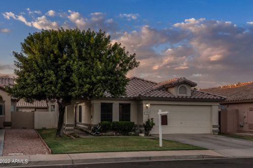 910 Silver Creek Rd, Gilbert, AZ 85233-5721