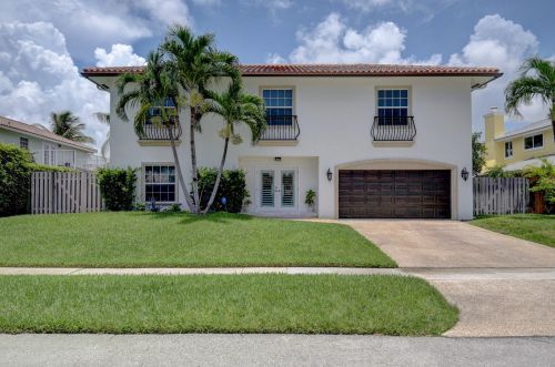 1561 4th Ave, Boca Raton, FL 33432-1903