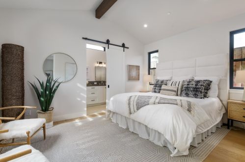 229 Mohawk Rd, Santa Barbara CA  93109-1831 exterior