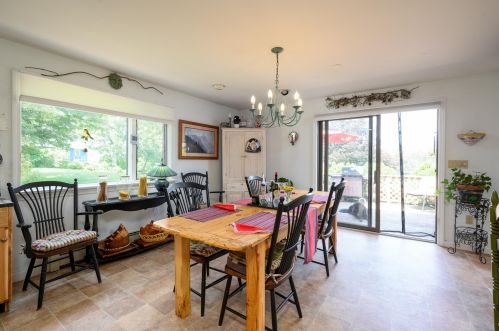 121 Ladd Hill Rd, Belmont NH  03220-3009 exterior