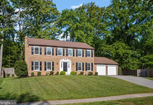 7114 Sterling Grove Dr, Springfield VA  22150-4430 exterior