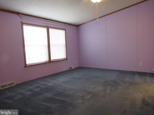 35431 Dannys Dr, Laurel DE  19956-3313 exterior