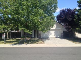 3854 Chimney Rock Way, Sacramento, CA 95834-1058