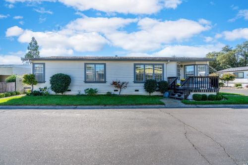 660 Leslie St, Ukiah, CA 95482-5544