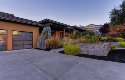 2913 Capetanios Dr, Folsom CA  95762-4606 exterior