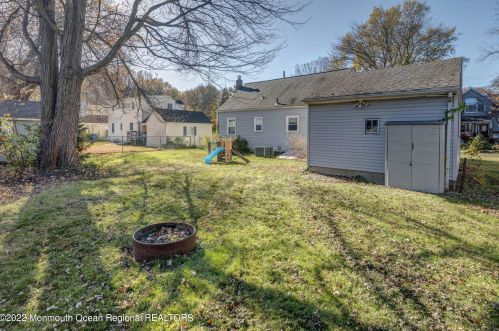 6 Elmwood Pl, Leonardo NJ  07737-1347 exterior