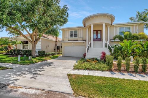 1040 Pointe Alexis Dr, Tarpon Springs FL  34689-7119 exterior