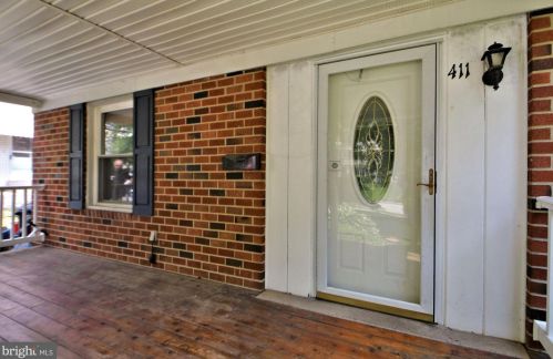 411 Old Fort Rd, Norristown, PA 19406-2315