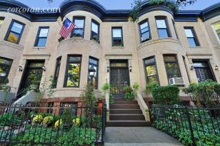 528 76th St, Brooklyn, NY 11209-3305