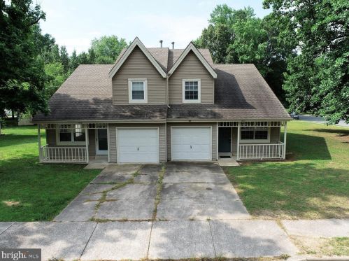 1422 Farmview Dr, Dover, DE 19904-3390