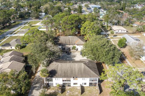 211 Olmstead Dr, Titusville, FL 32780-5722