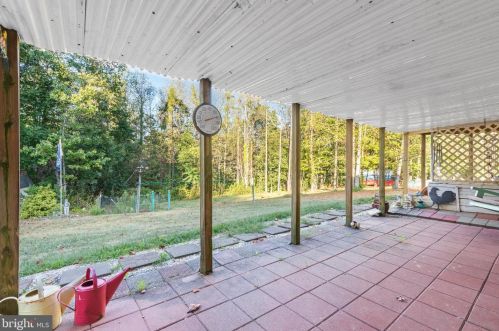 1114 Johnstown Rd, Edinburg VA  22824-2639 exterior