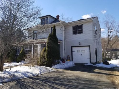 167 Swain Ave, Meriden, CT 06450-7282