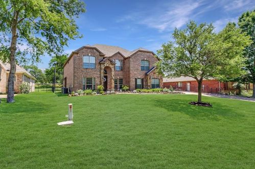 12256 Indian Creek Dr, Fort Worth TX  76179-6637 exterior