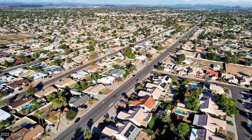 5019 Paradise Ln, Glendale AZ  85306-2655 exterior