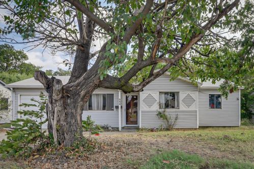 344 Renfro St, Burleson, TX 76028-3422