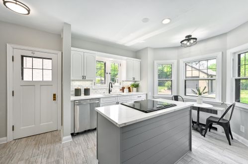 317 50, Milwaukee WI 53208-3632 exterior