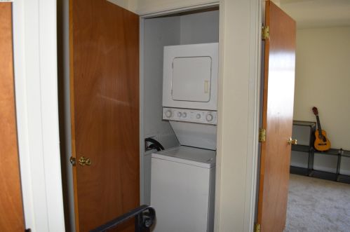 3127 Cuthbert Ave, Oakland CA  94602-2725 exterior