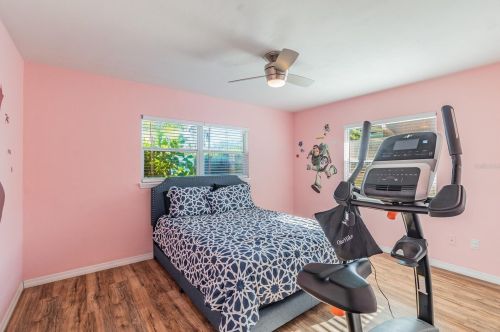 5610 Dartmouth Ave, Saint Petersburg, FL 33710-7944