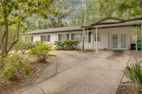 814 Longview Ave, Deland, FL 32720-7220
