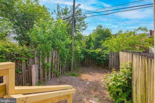 736 Roosevelt Ave, Norristown PA  19401-5504 exterior