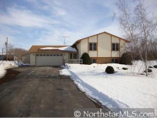 24240 Idalia Ave, Lakeville, MN 55044-8584