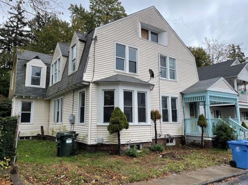 5 Robbins Ct, Norwich, CT 06360-5821