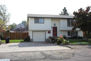 6609 Arrowhead Ave, Kennewick, WA 99336-1245