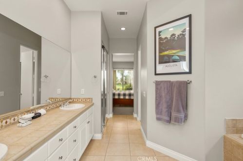 55154 Laurel Vly, La Quinta CA  92253-5639 exterior