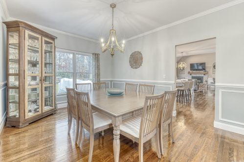 145 Mount Sinai Ave, Mount Sinai NY  11766-2313 exterior