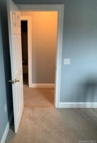 22 Hudson Cir, Marlborough NY  12542-6187 exterior