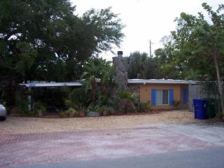 754 Martin Ave, Sebastian, FL 32958-4180