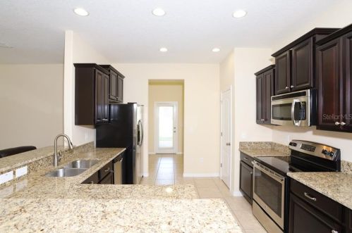 1012 Seburn Rd, Apopka FL  32703-8425 exterior