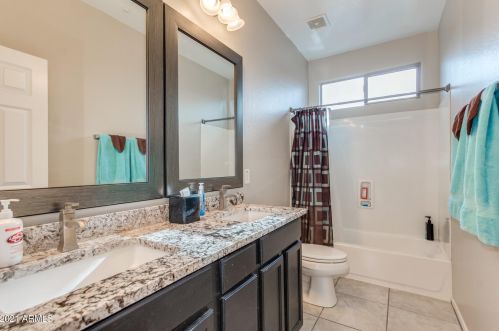 18415 Prt Royale Ln, Sun City AZ  85379-4720 exterior