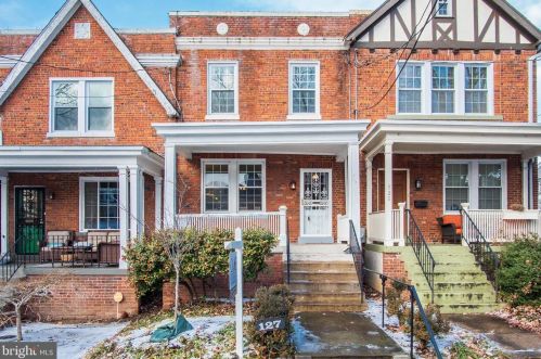 127 Longfellow St, Washington, DC 20011-2348