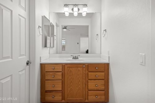 30556 Sun Ray Dr, San Tan Valley AZ  85143 exterior