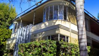 520 Rossmore Ave, Los Angeles CA  90004-2449 exterior