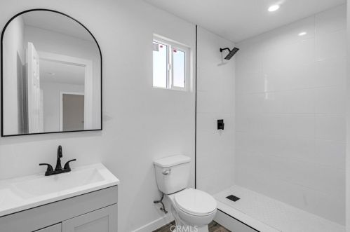 720 Palmer St, Compton CA  90220-1916 exterior