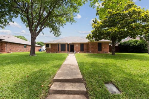 508 Kylie Ln, St Paul, TX 75098-4549