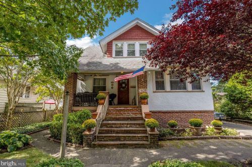 4761 Oak Ter, Camden, NJ 08109-1951