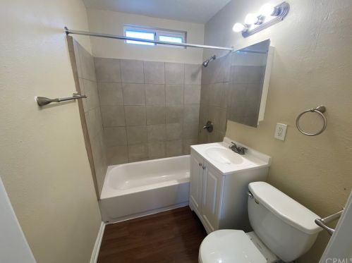 708 Plum St, Compton CA  90222-3940 exterior