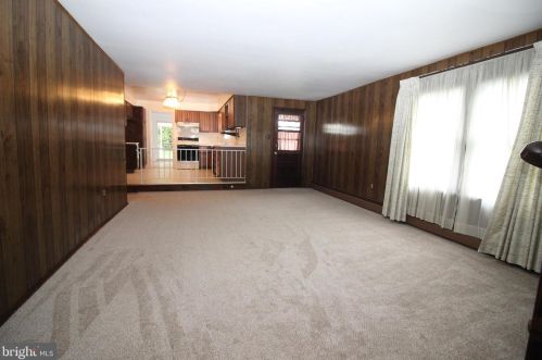 502 6th St, Lansdale PA  19446-2742 exterior