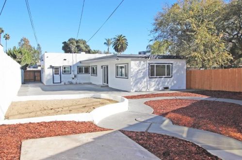 4542 Palm Ave, La Mesa CA  91941-5586 exterior