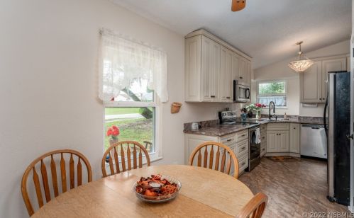 2033 Brewster Dr, Deltona FL  32738-9597 exterior